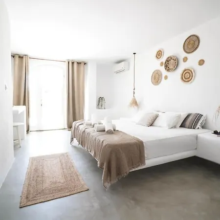 Mykonian Exclusive 3bd With Private Pool